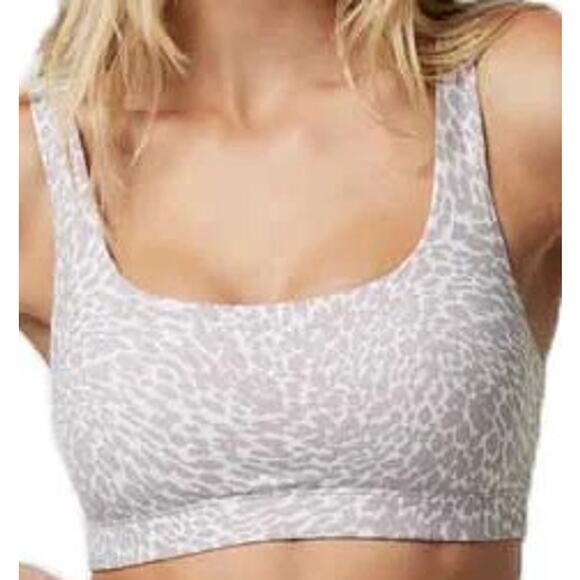 Vuori Daily Sports Bra Scoop Neck Medium Support Yoga Salt Blurred Torrent XXS - Picture 1 of 4